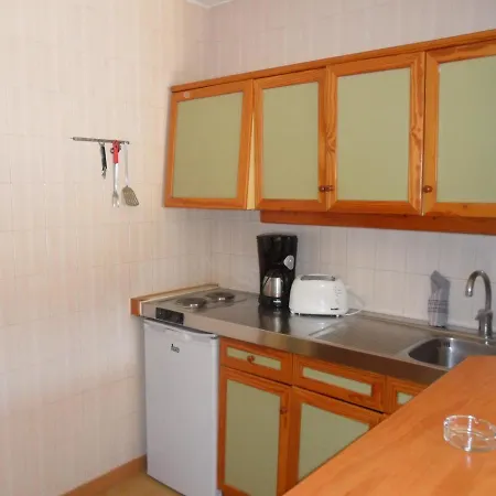 Carlota Apartman